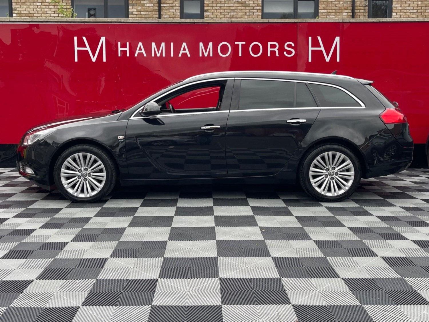 Vauxhall Insignia Listing Image