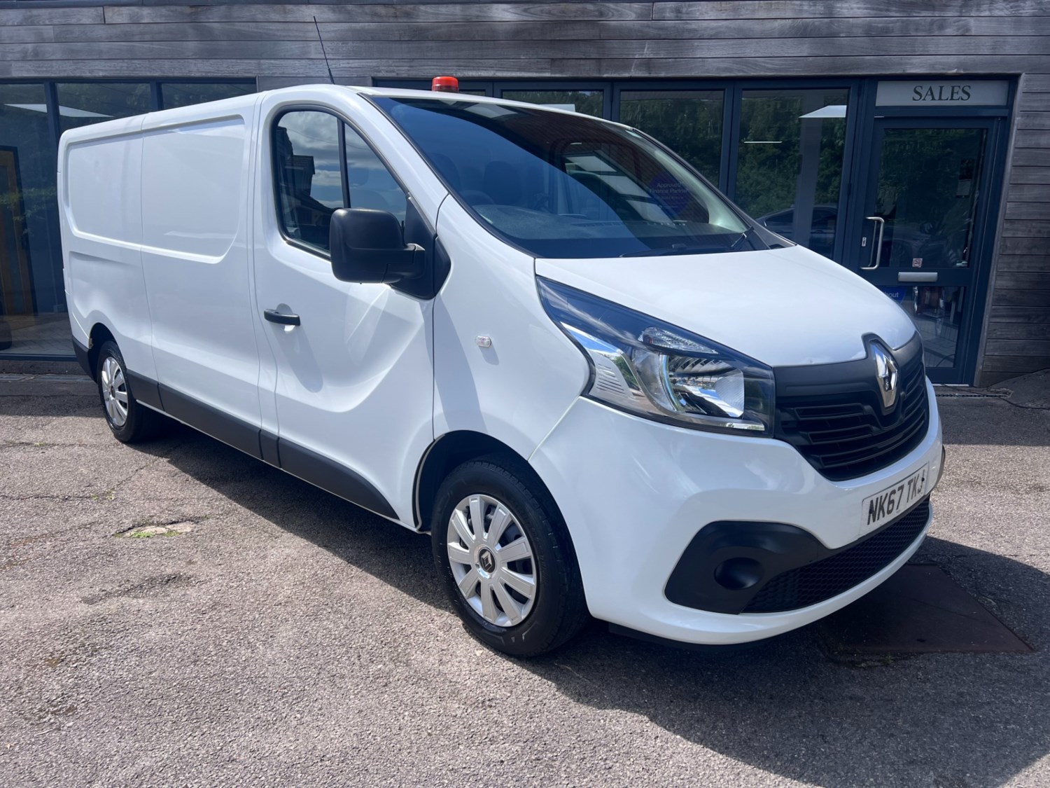 Renault Trafic Listing Image