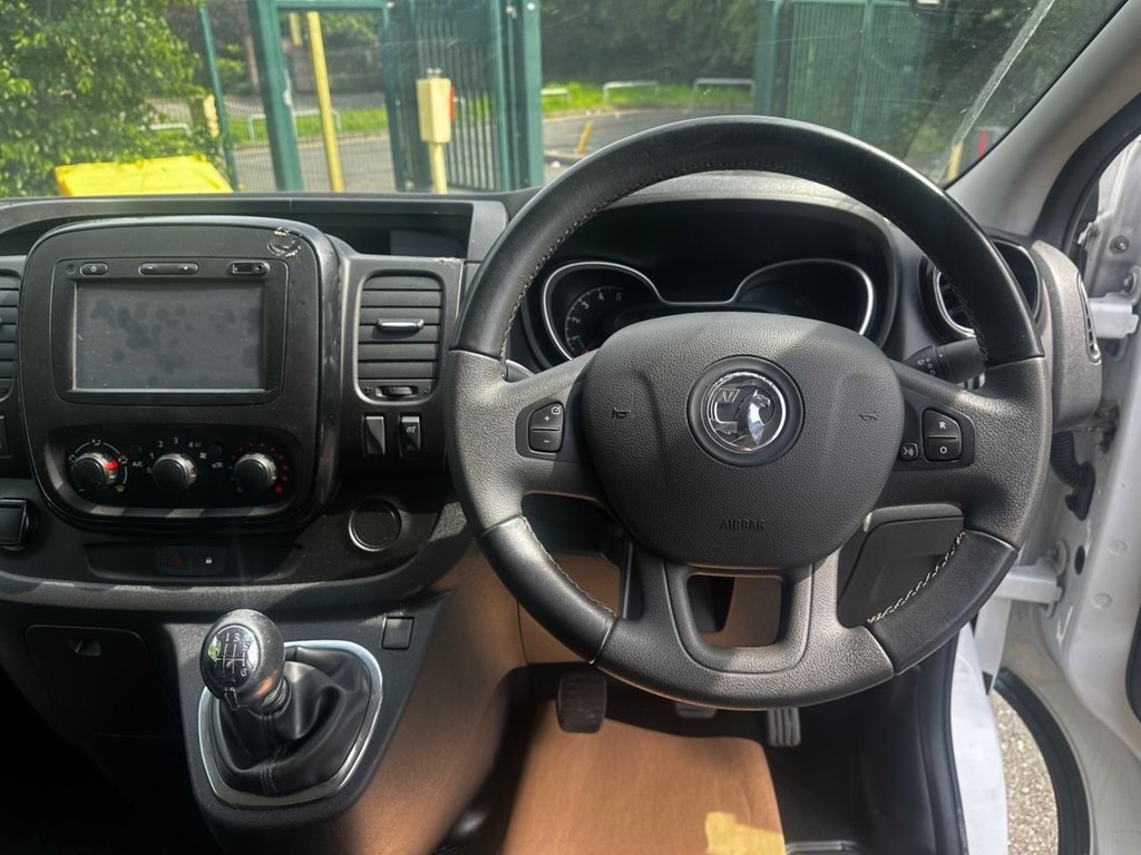 Vauxhall Vivaro Listing Image