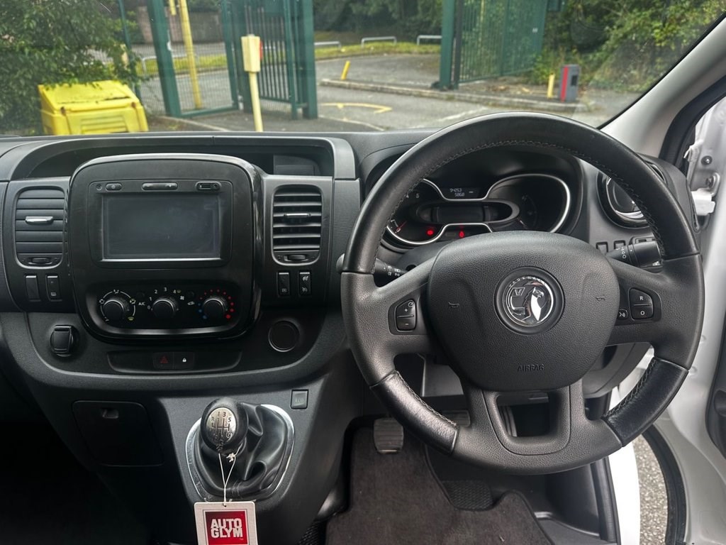 Vauxhall Vivaro Listing Image