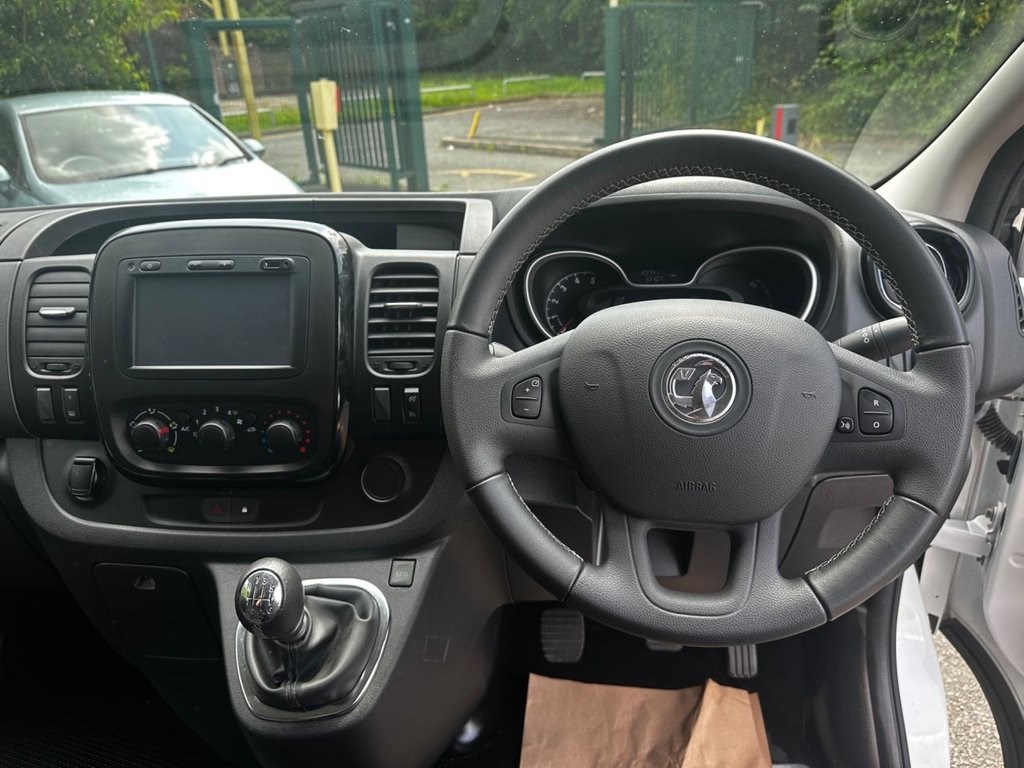 Vauxhall Vivaro Listing Image