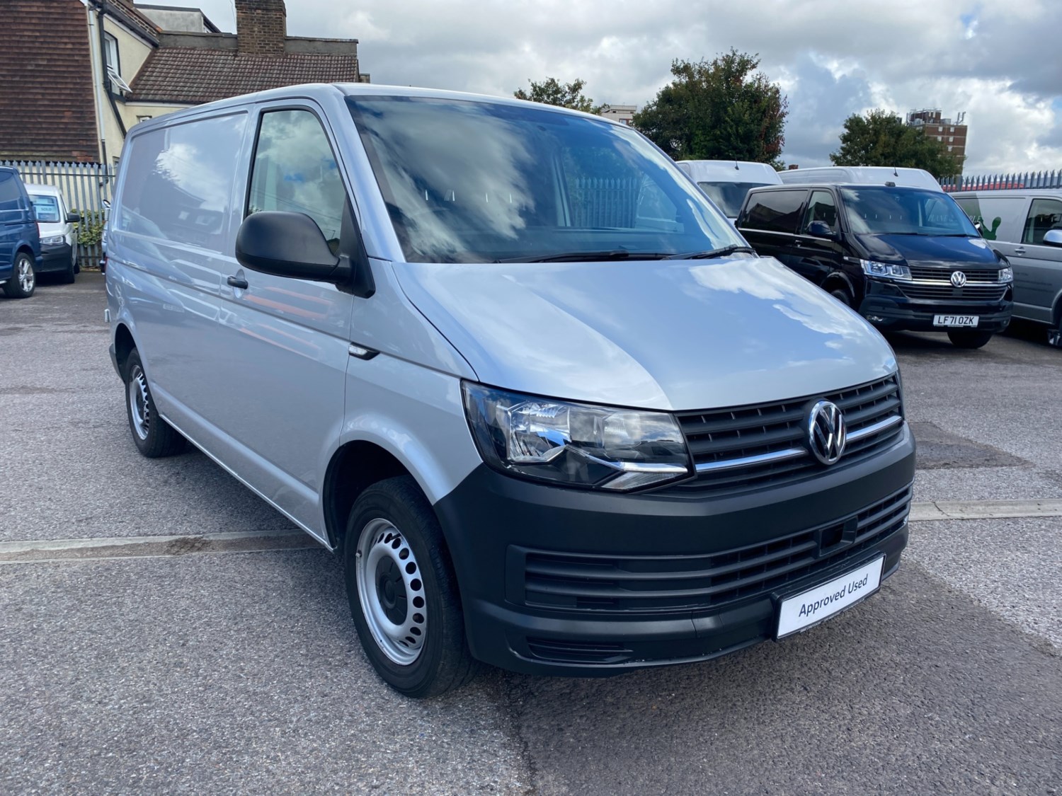 Volkswagen Transporter Listing Image