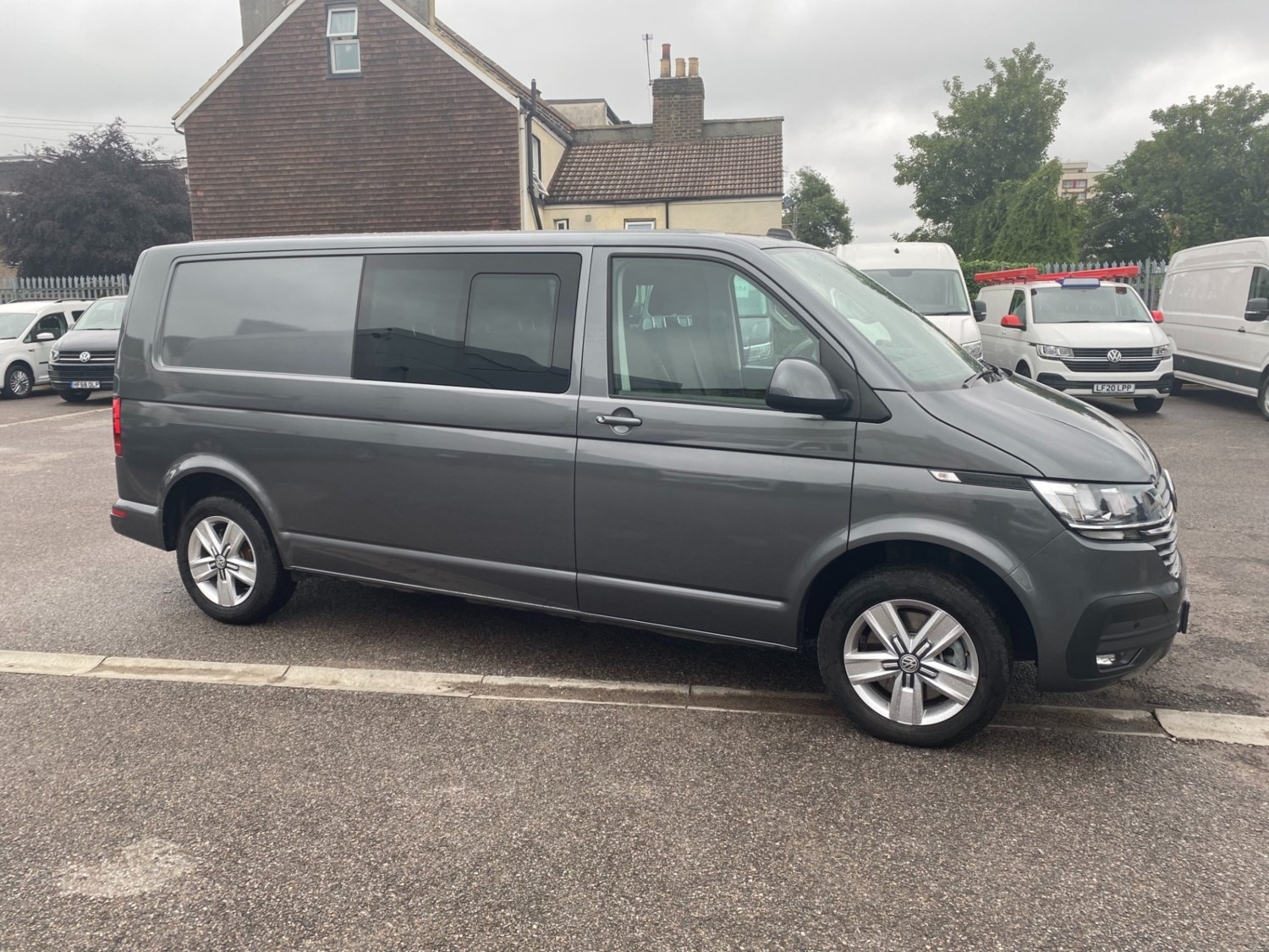 Volkswagen Transporter Listing Image