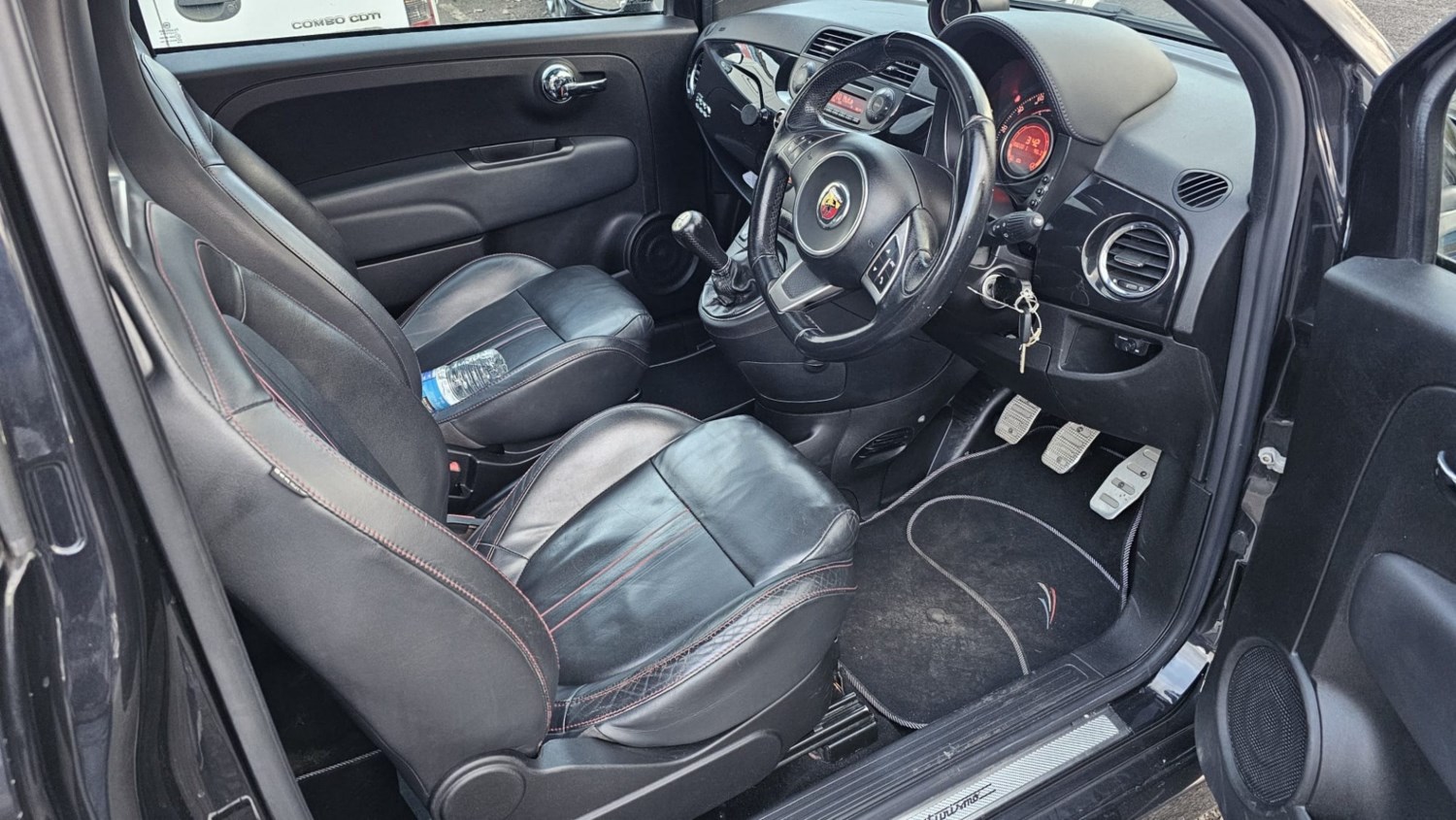 Abarth 595 Listing Image