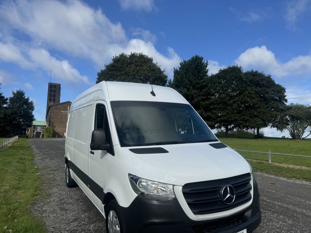 Mercedes-Benz Sprinter Listing Image