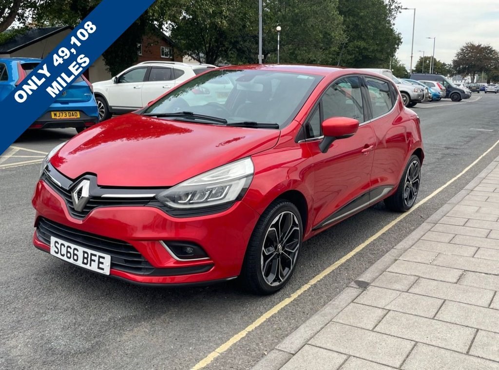 Renault Clio Listing Image