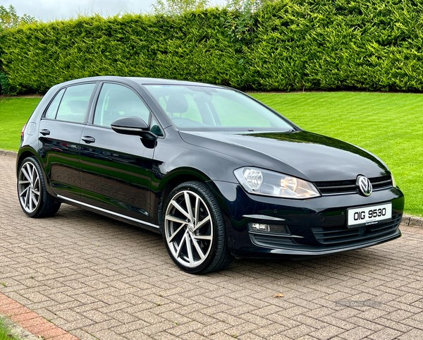 Volkswagen Golf Listing Image