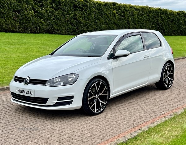 Volkswagen Golf Listing Image