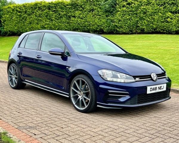 Volkswagen Golf Listing Image