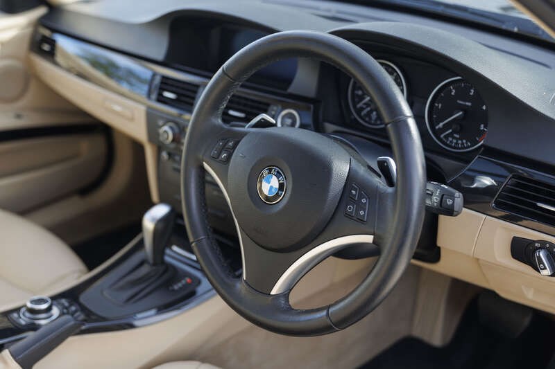 BMW 3 Series Listing Image