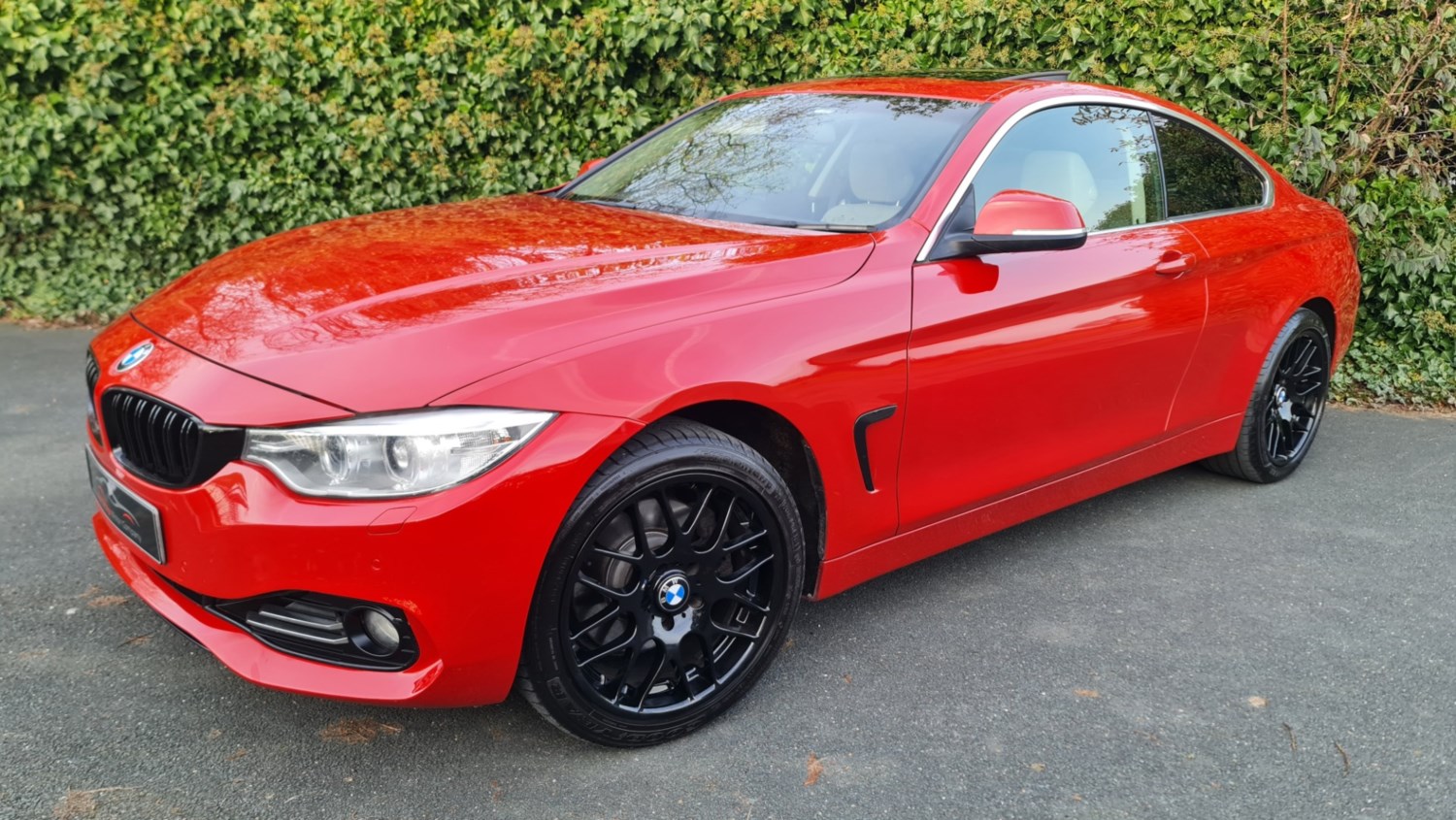 BMW 4 Series Listing Image