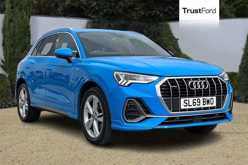 Audi Q3 Listing Image