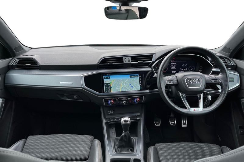 Audi Q3 Listing Image