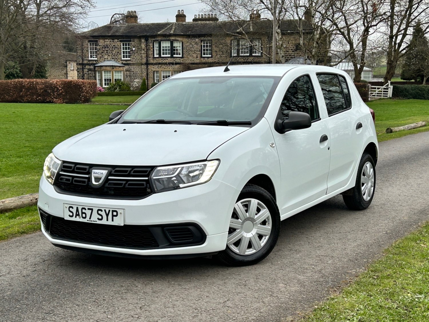 Dacia Sandero Listing Image