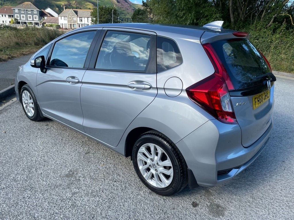 Honda Jazz Listing Image