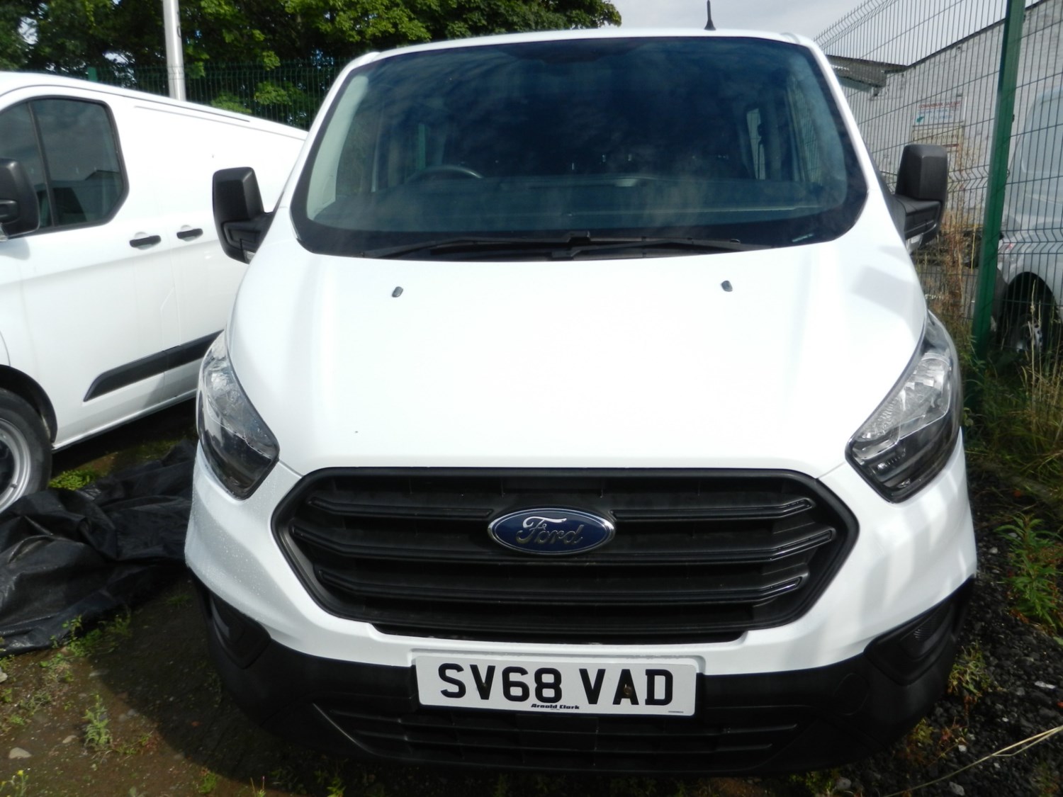 Ford Transit Custom Listing Image