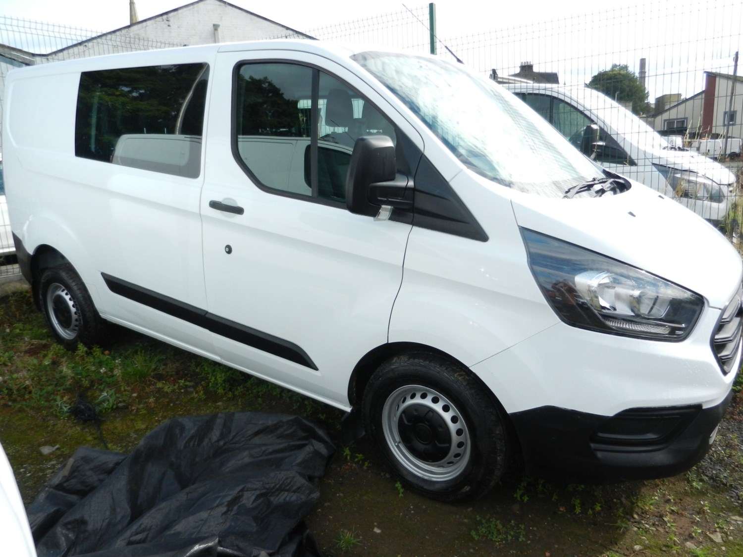 Ford Transit Custom Listing Image