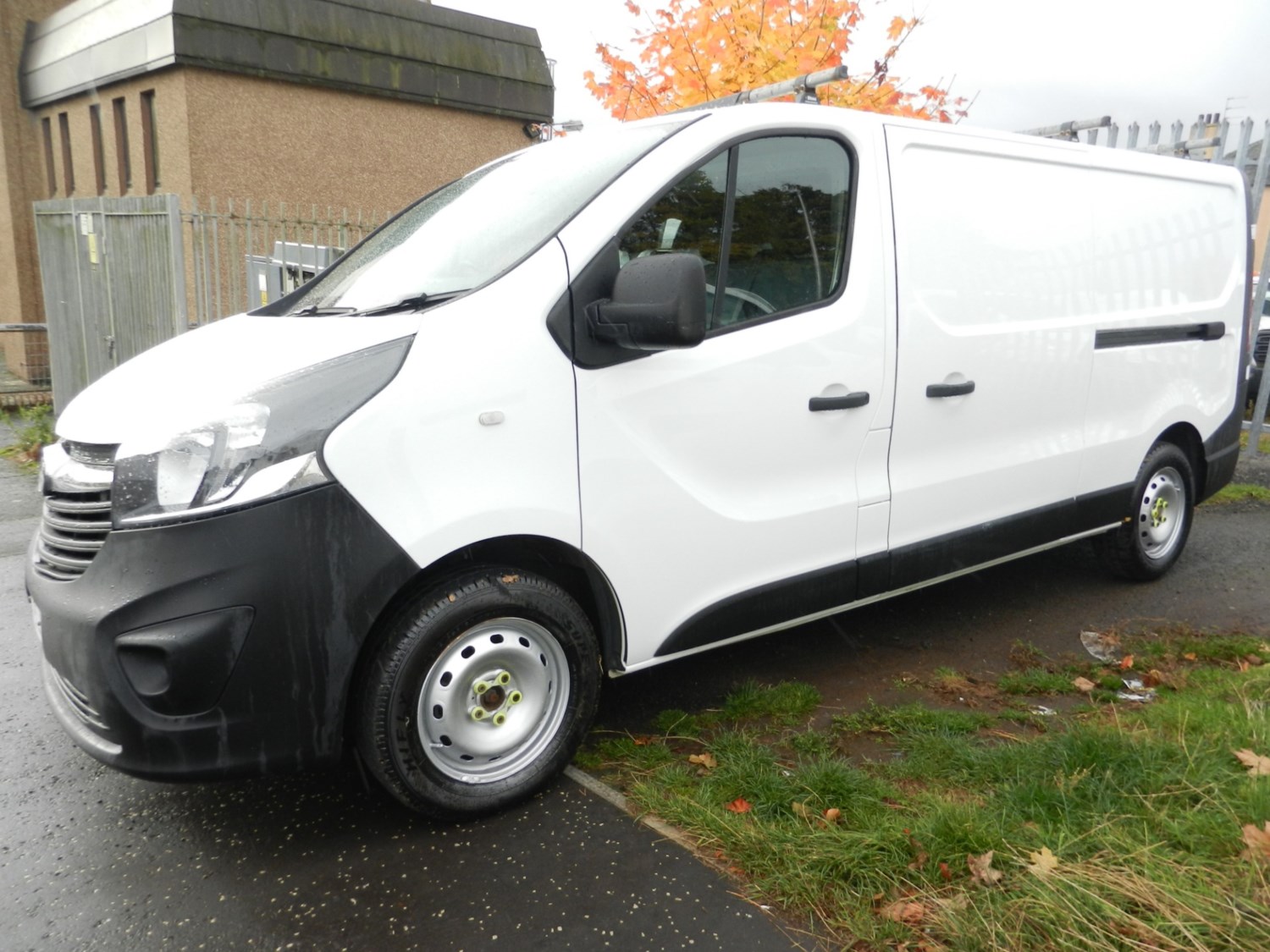 Vauxhall Vivaro Listing Image