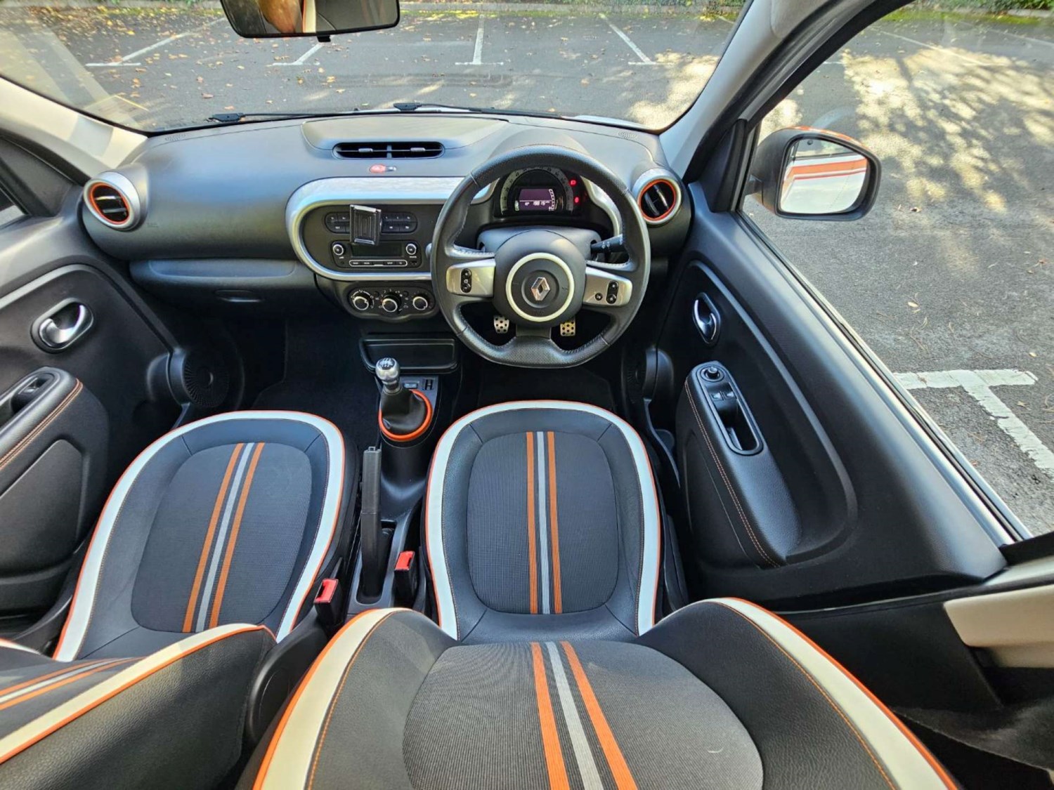 Renault Twingo Listing Image