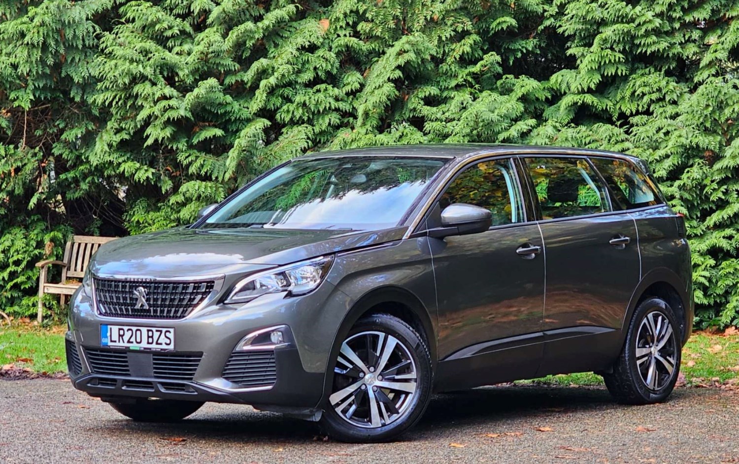 Peugeot 5008 Listing Image