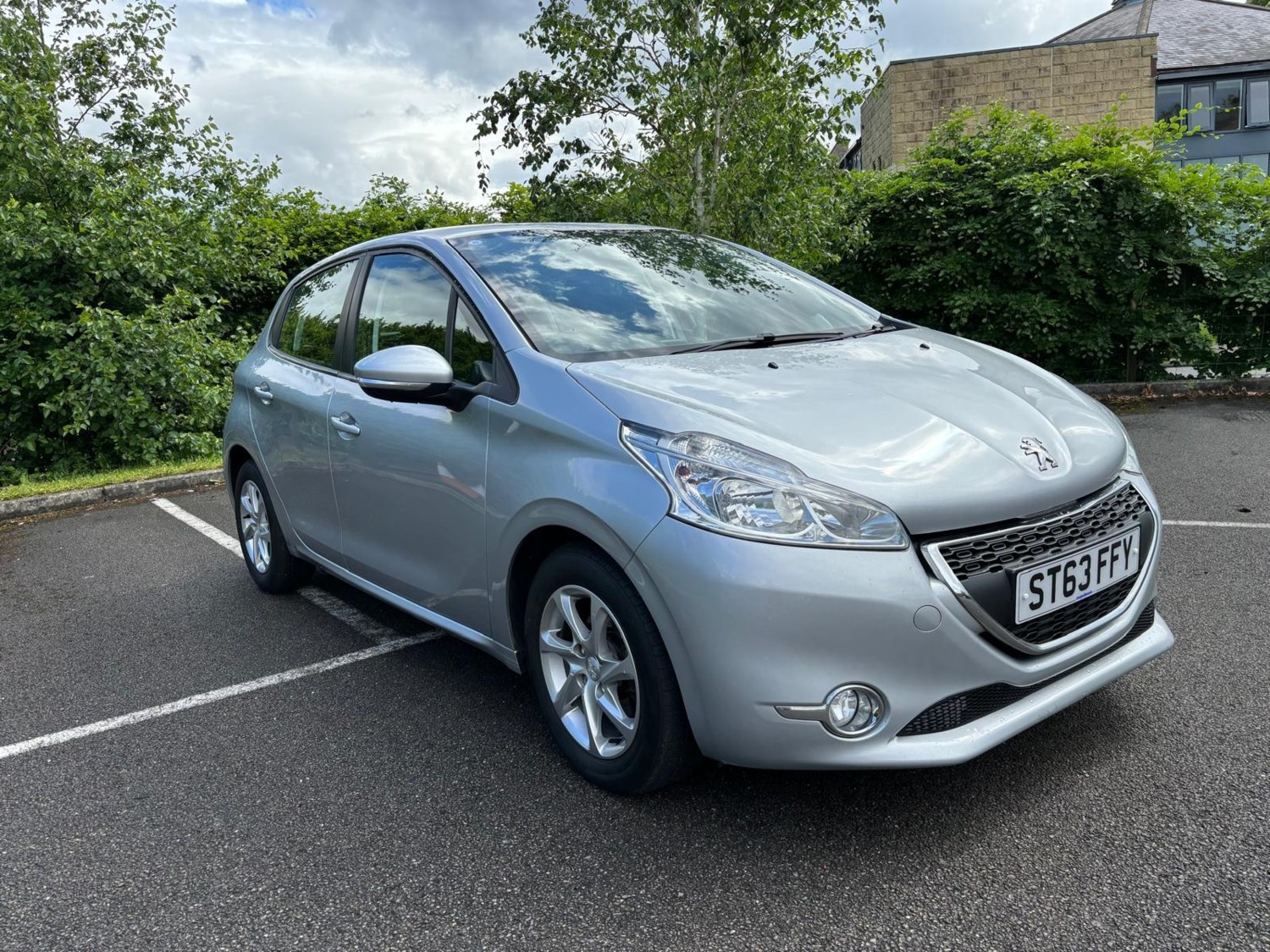 Peugeot 208 Listing Image