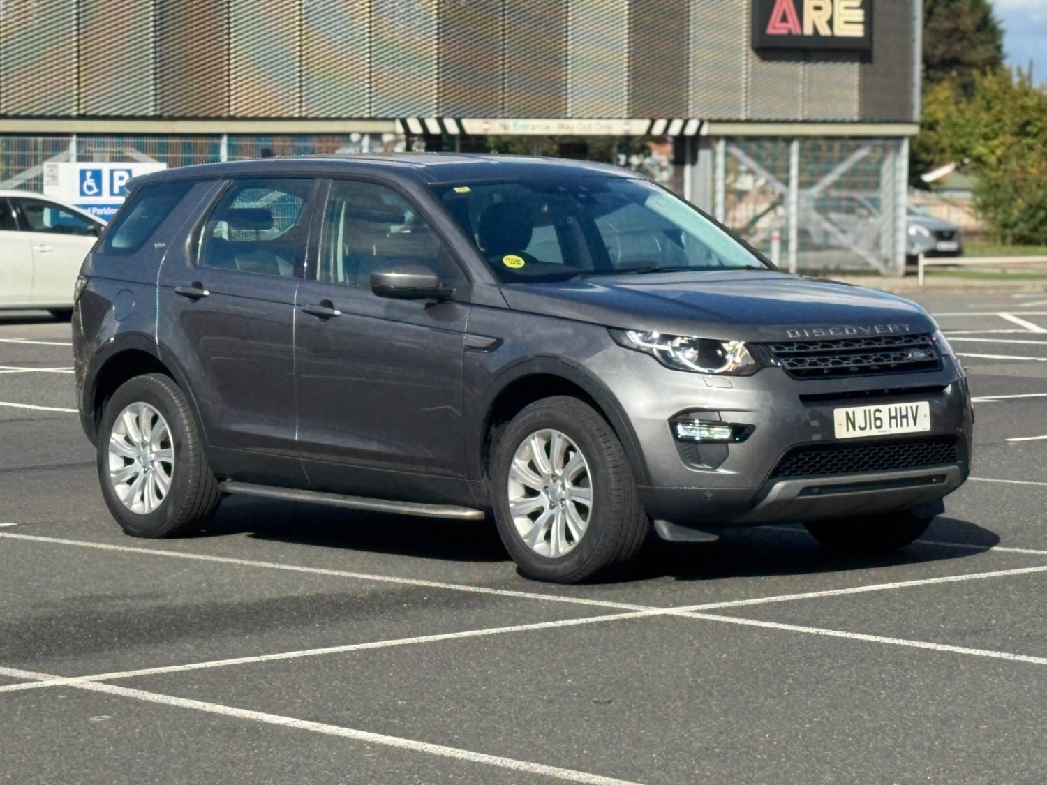 Land Rover Discovery Sport Listing Image