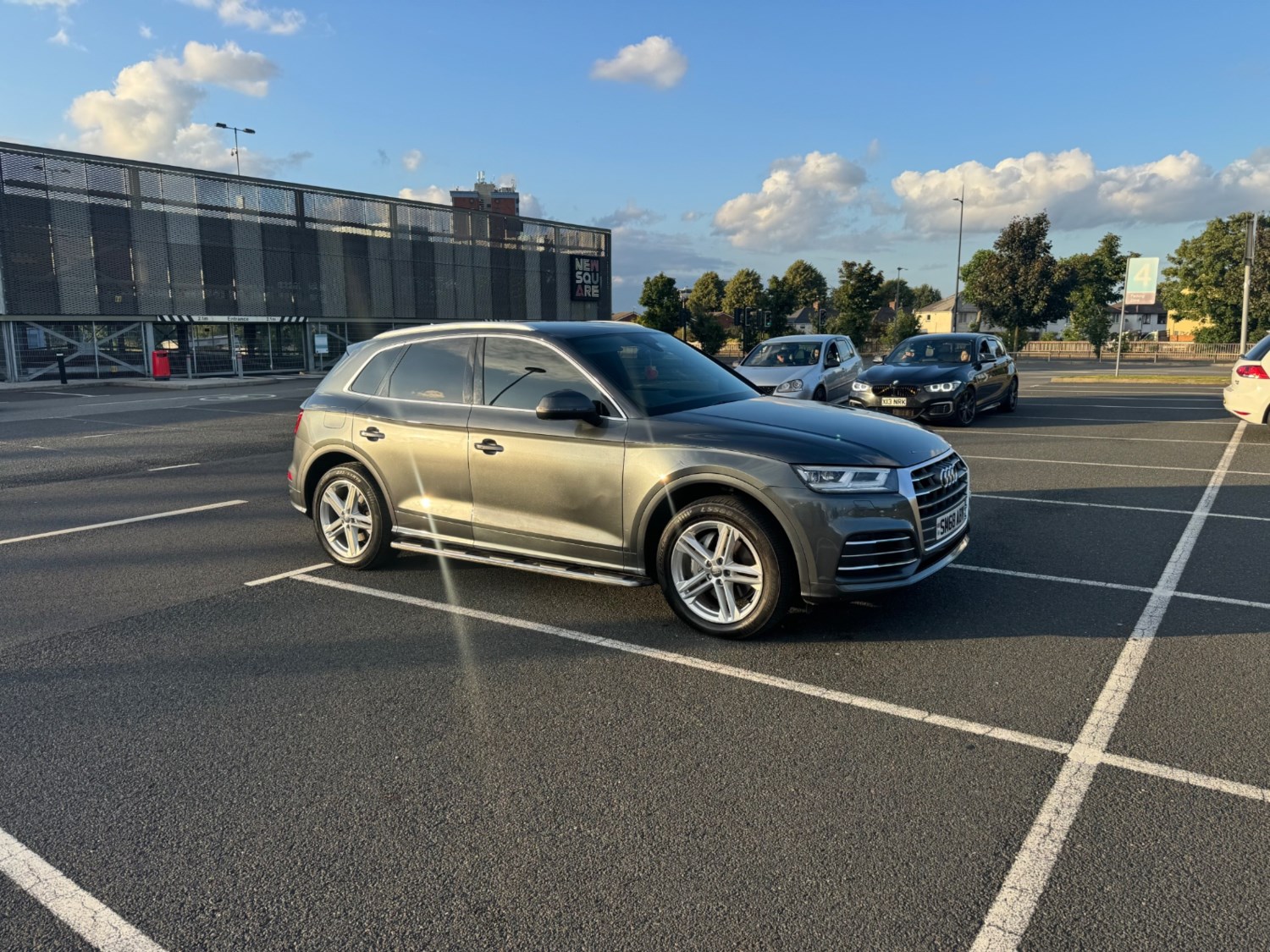 Audi Q5 Listing Image