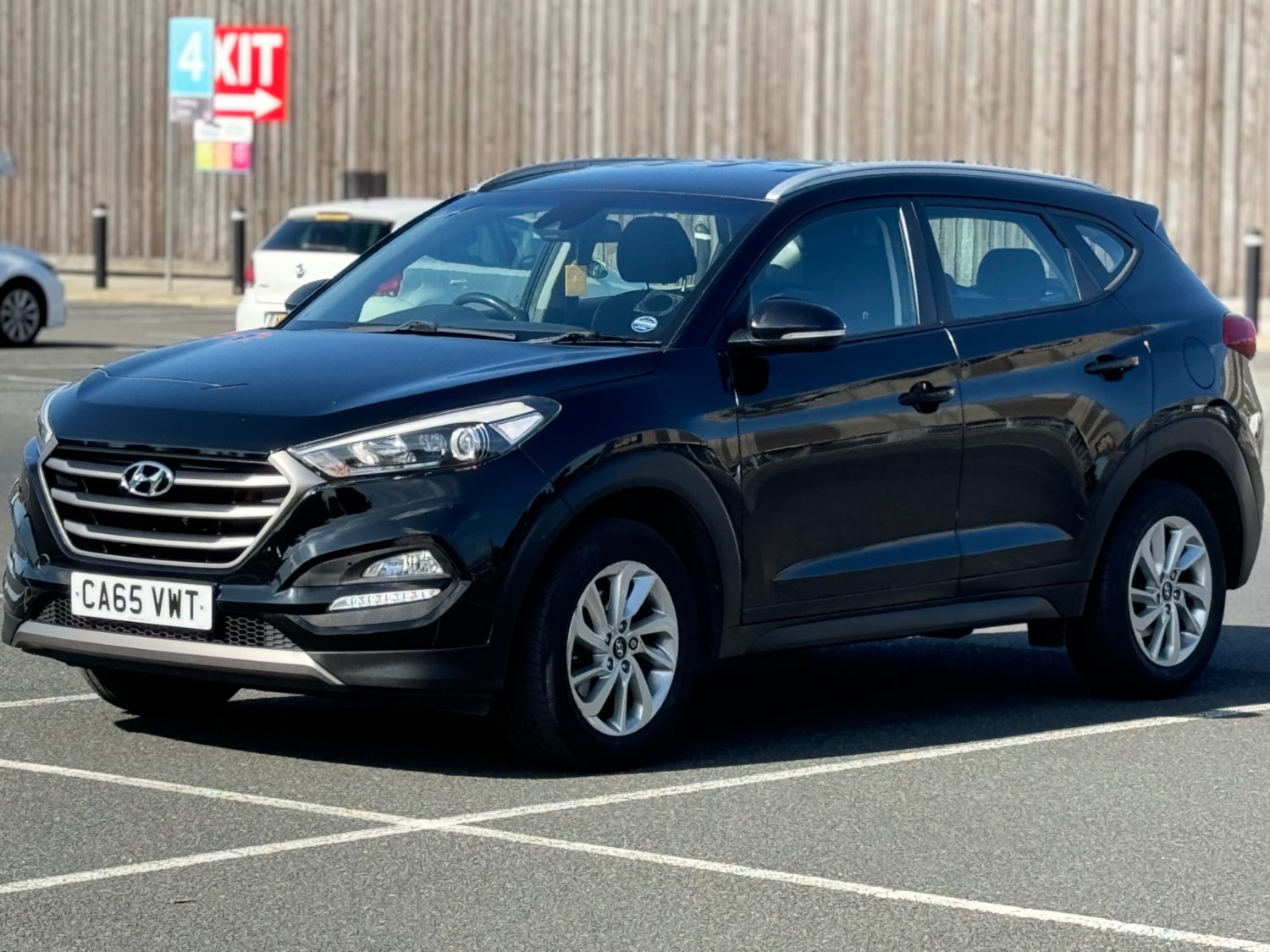 Hyundai TUCSON Listing Image