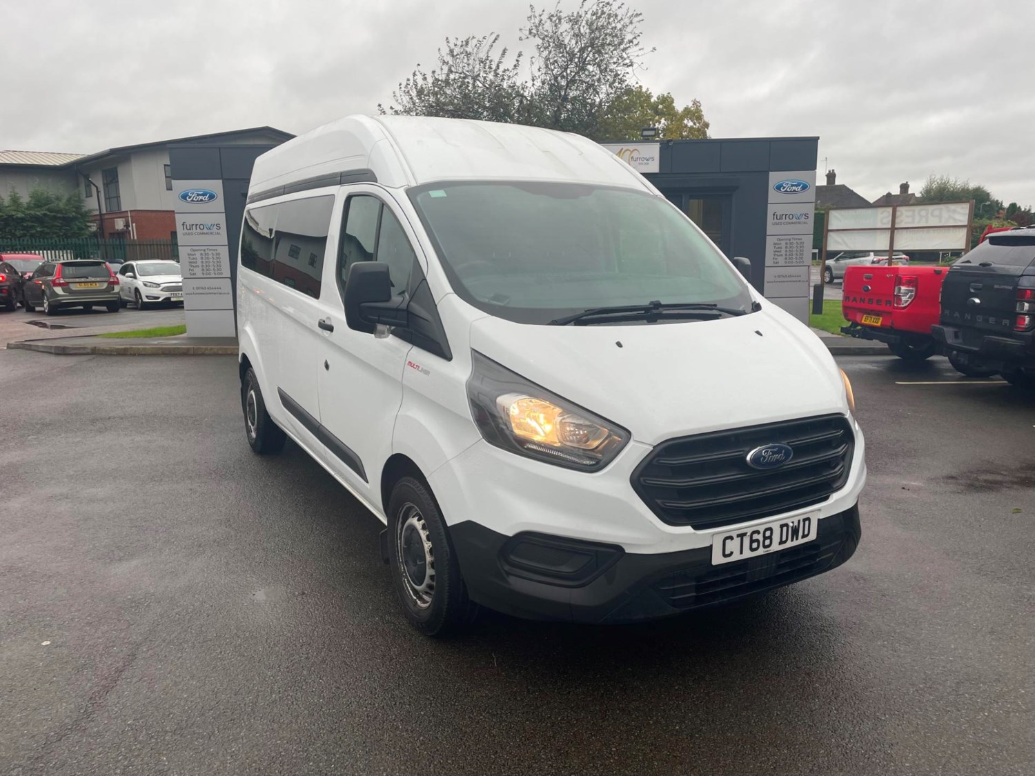 Ford Transit Custom Listing Image