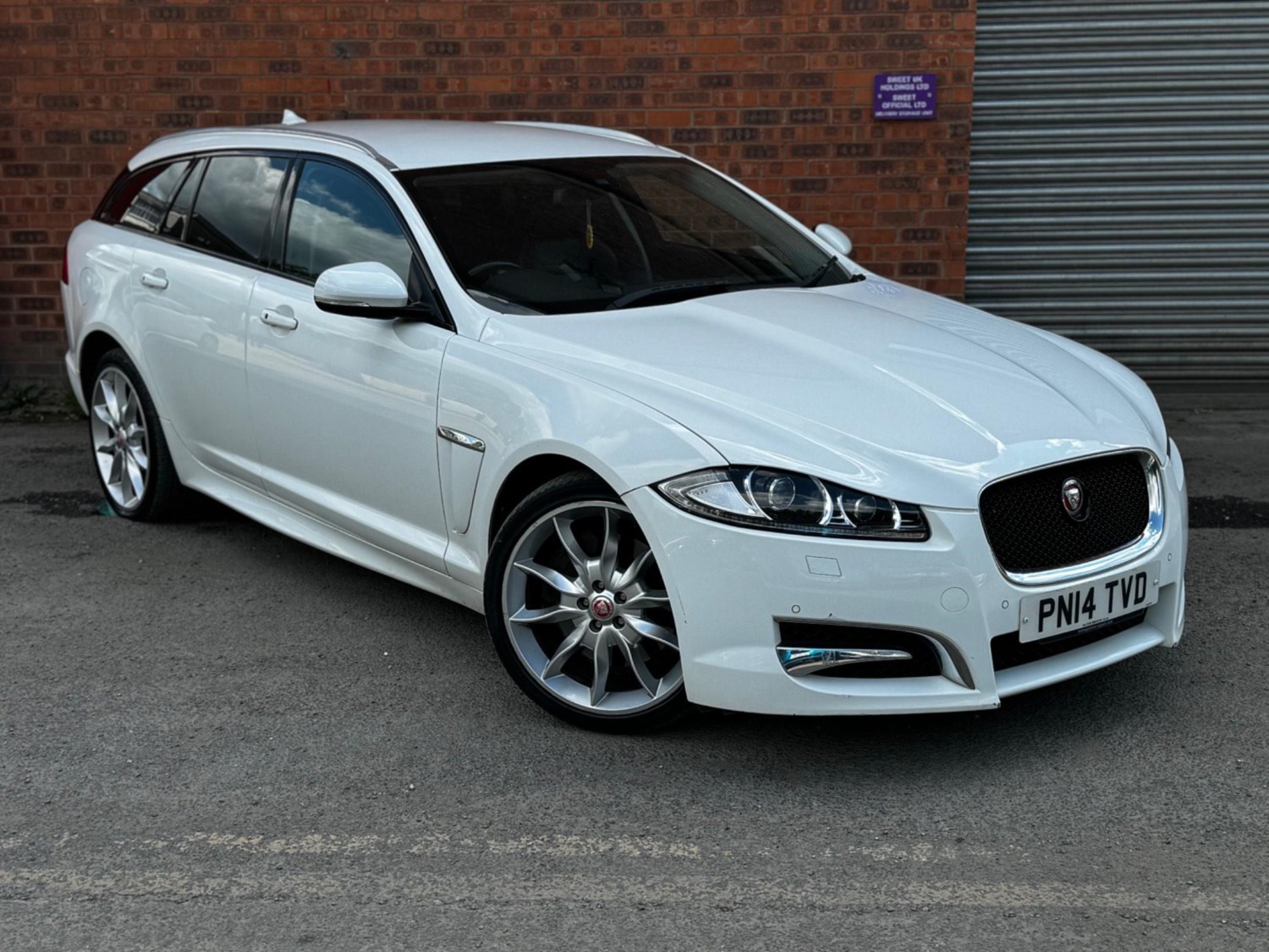 Jaguar XF Listing Image