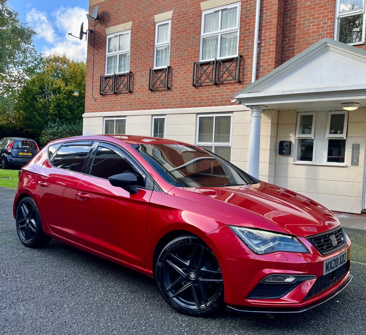 SEAT Leon Listing Image