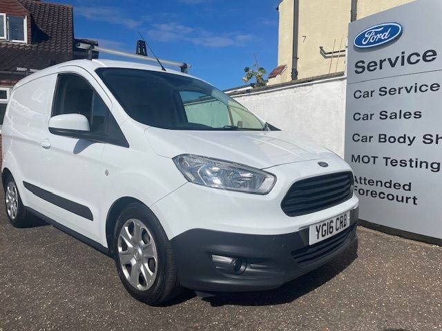 Ford Transit Courier Listing Image