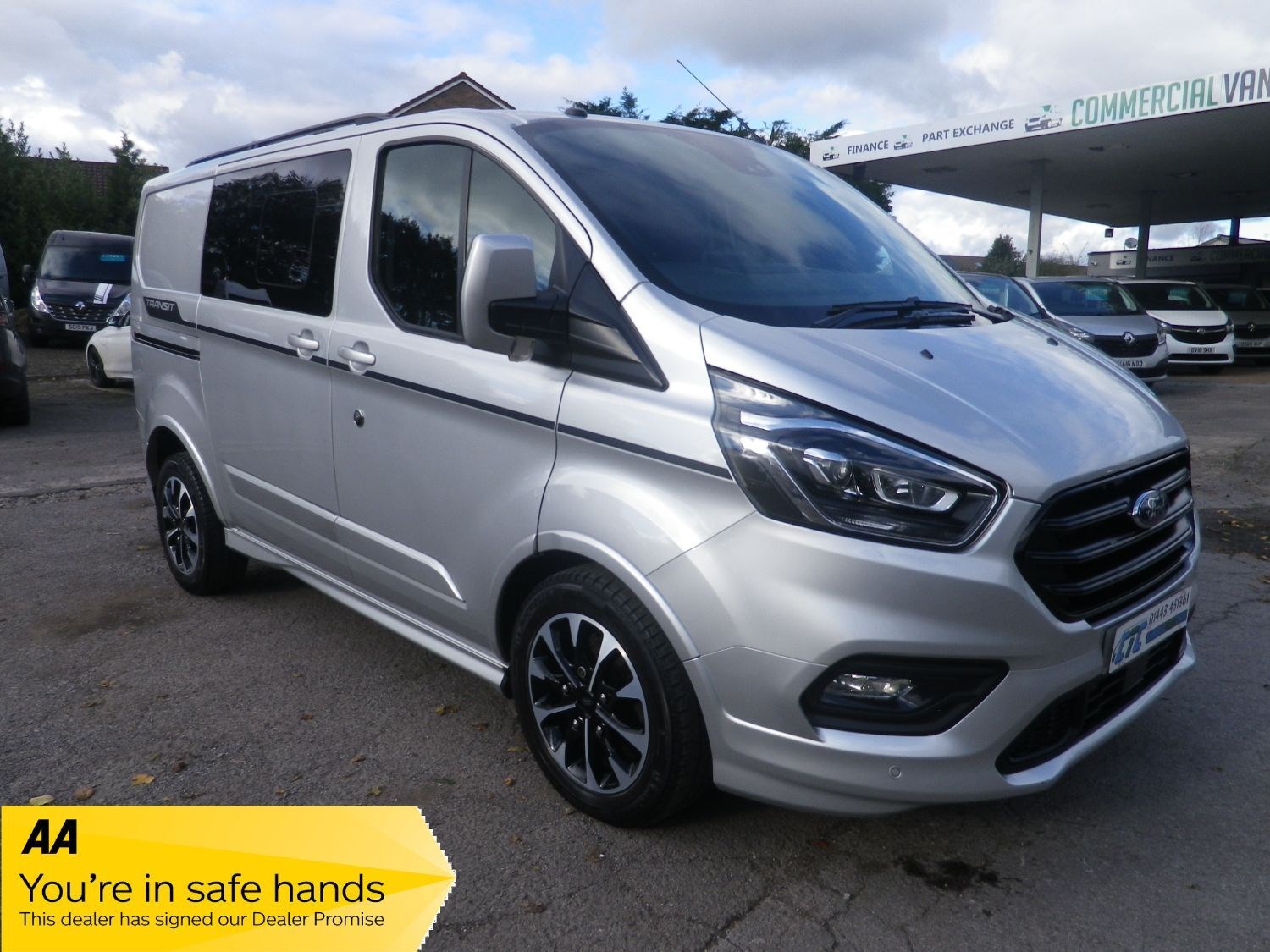 Ford Transit Custom Listing Image