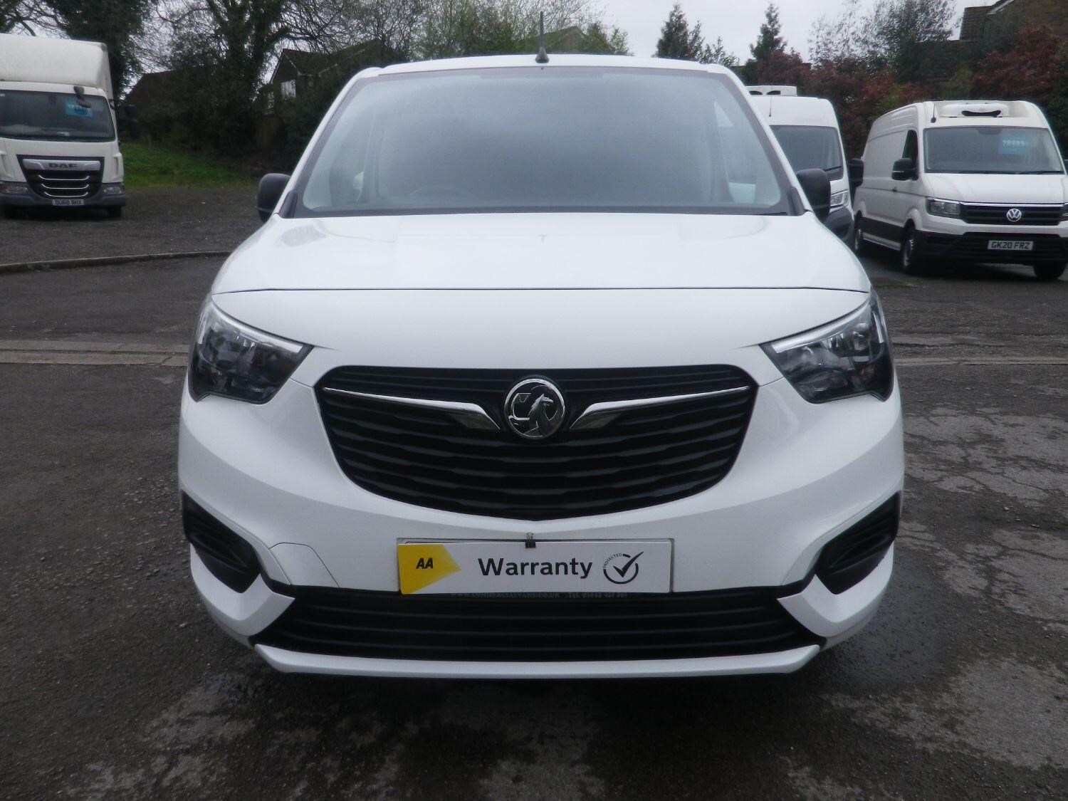 Vauxhall Combo Listing Image