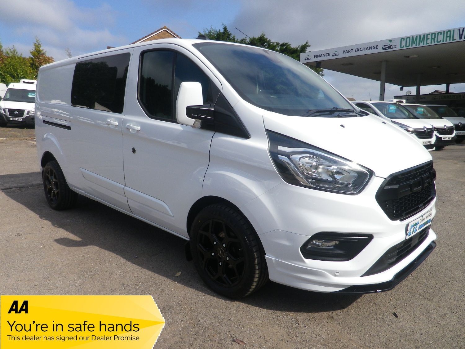 Ford Transit Custom Listing Image