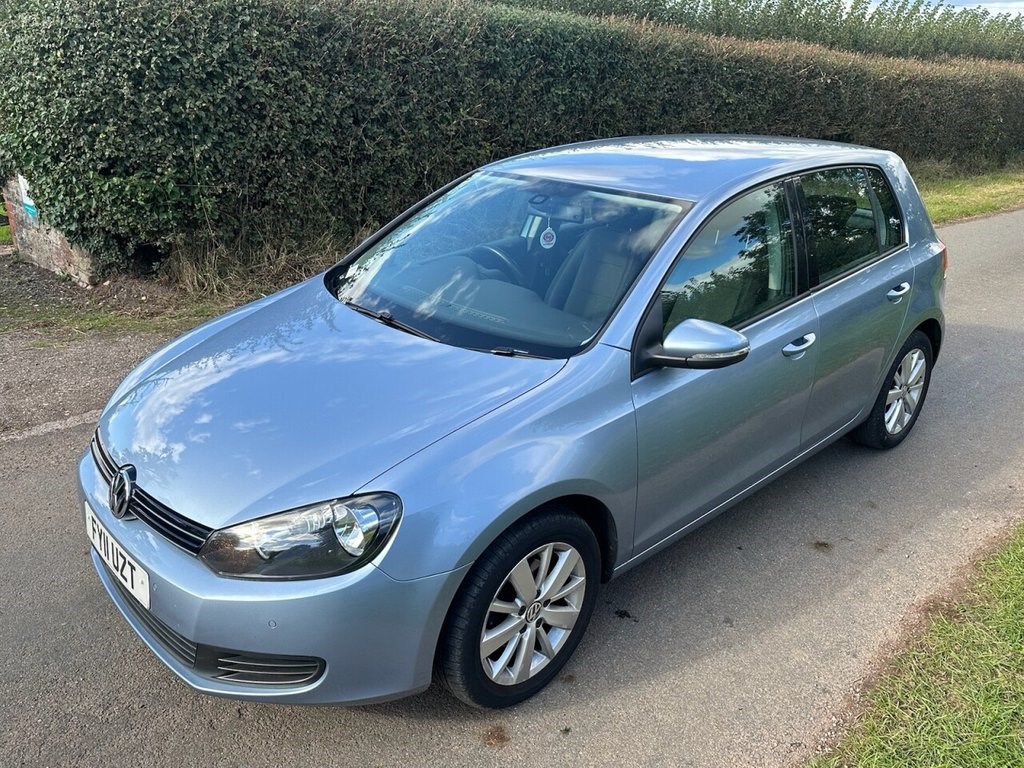 Volkswagen Golf Listing Image