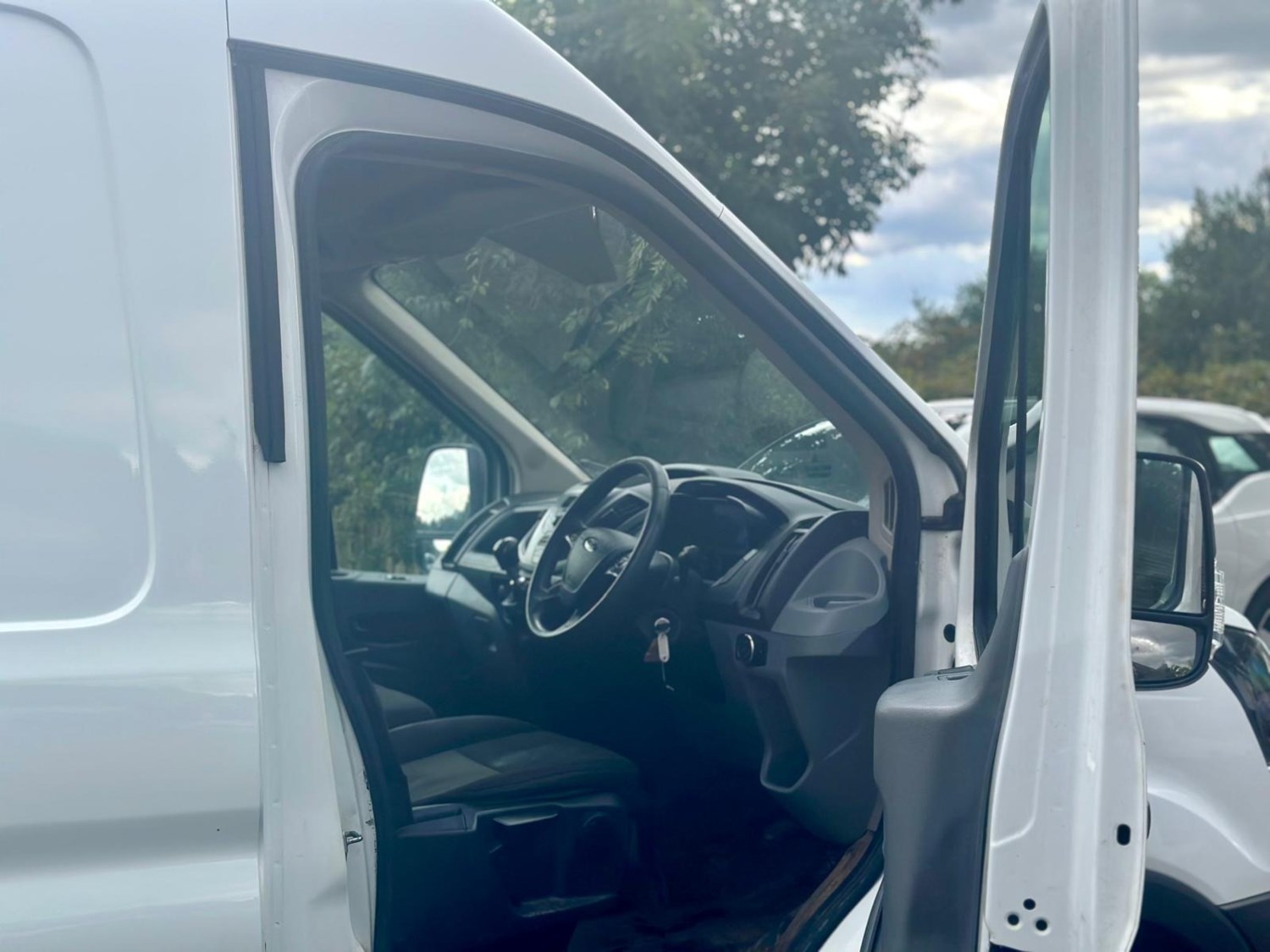 Ford Transit Listing Image