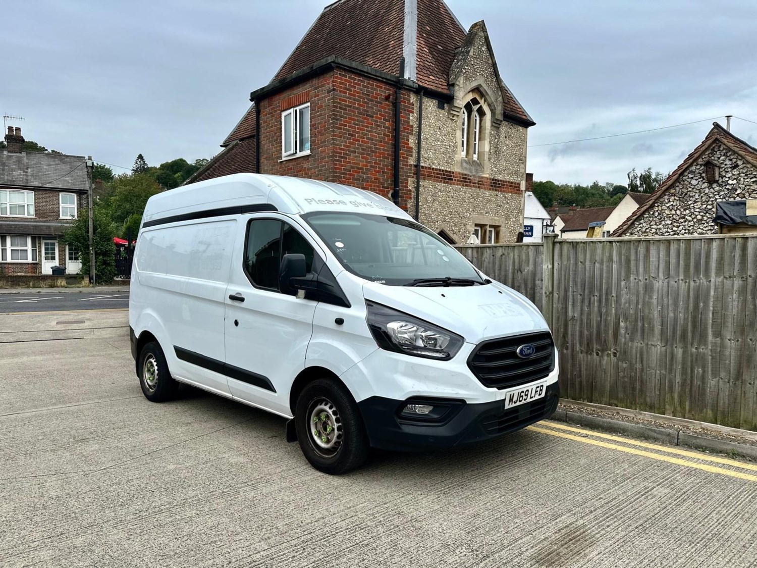 Ford Transit Custom Listing Image