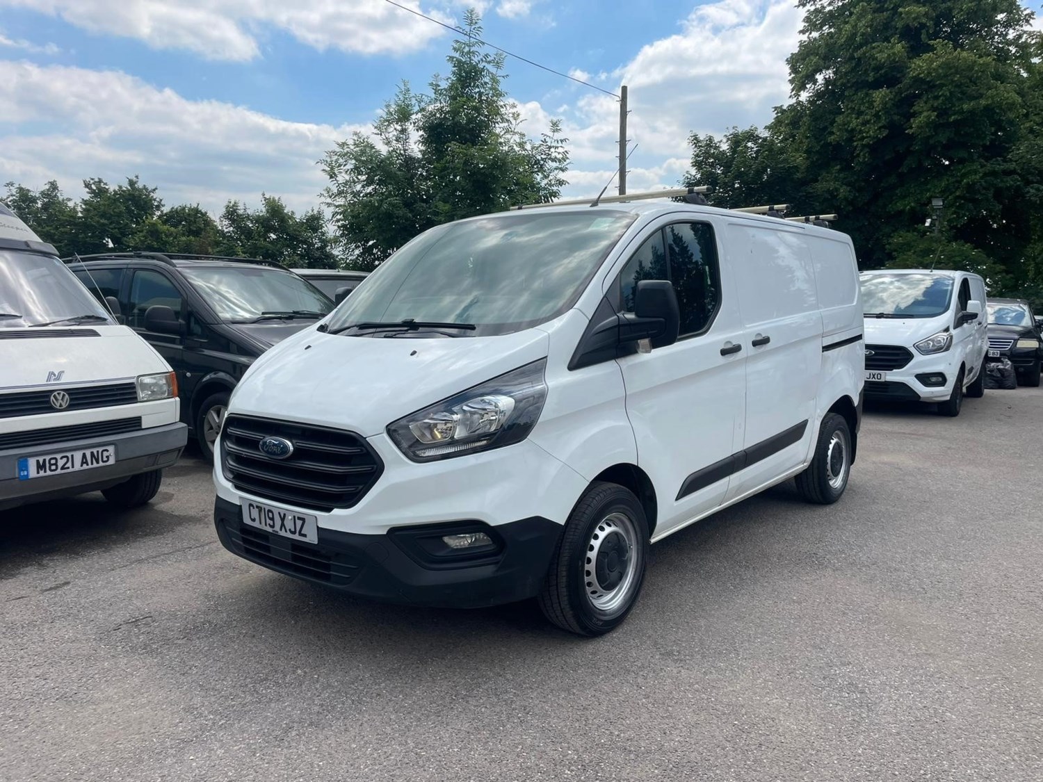 Ford Transit Custom Listing Image