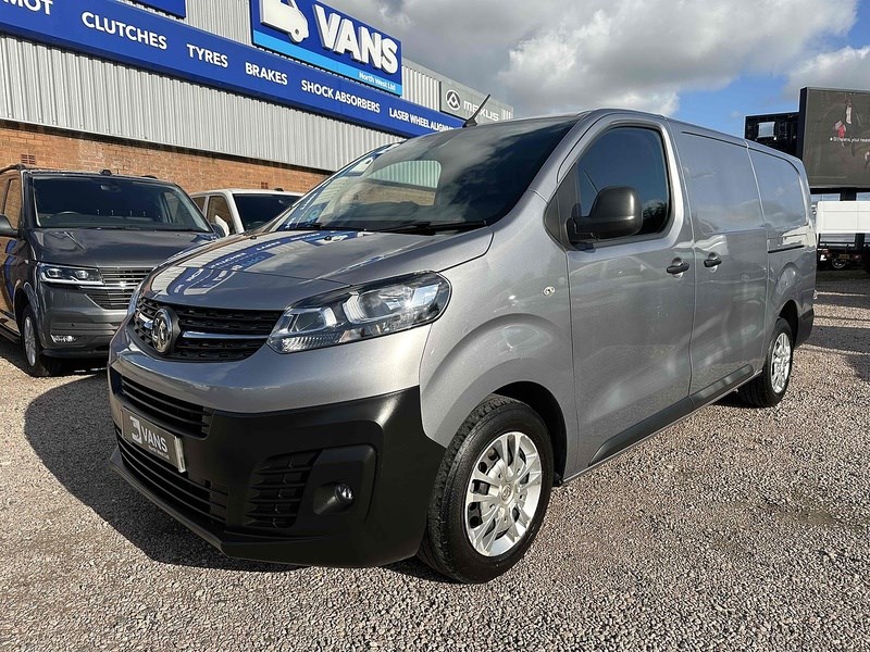 Vauxhall Vivaro Listing Image