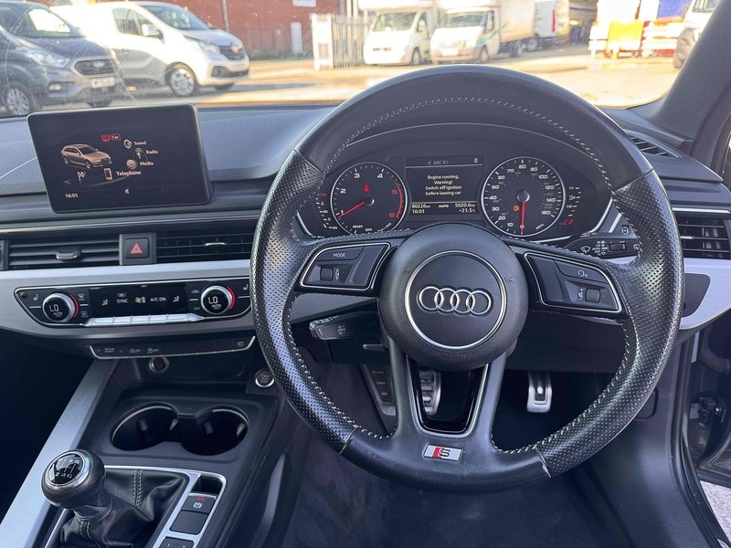 Audi A4 Avant Listing Image