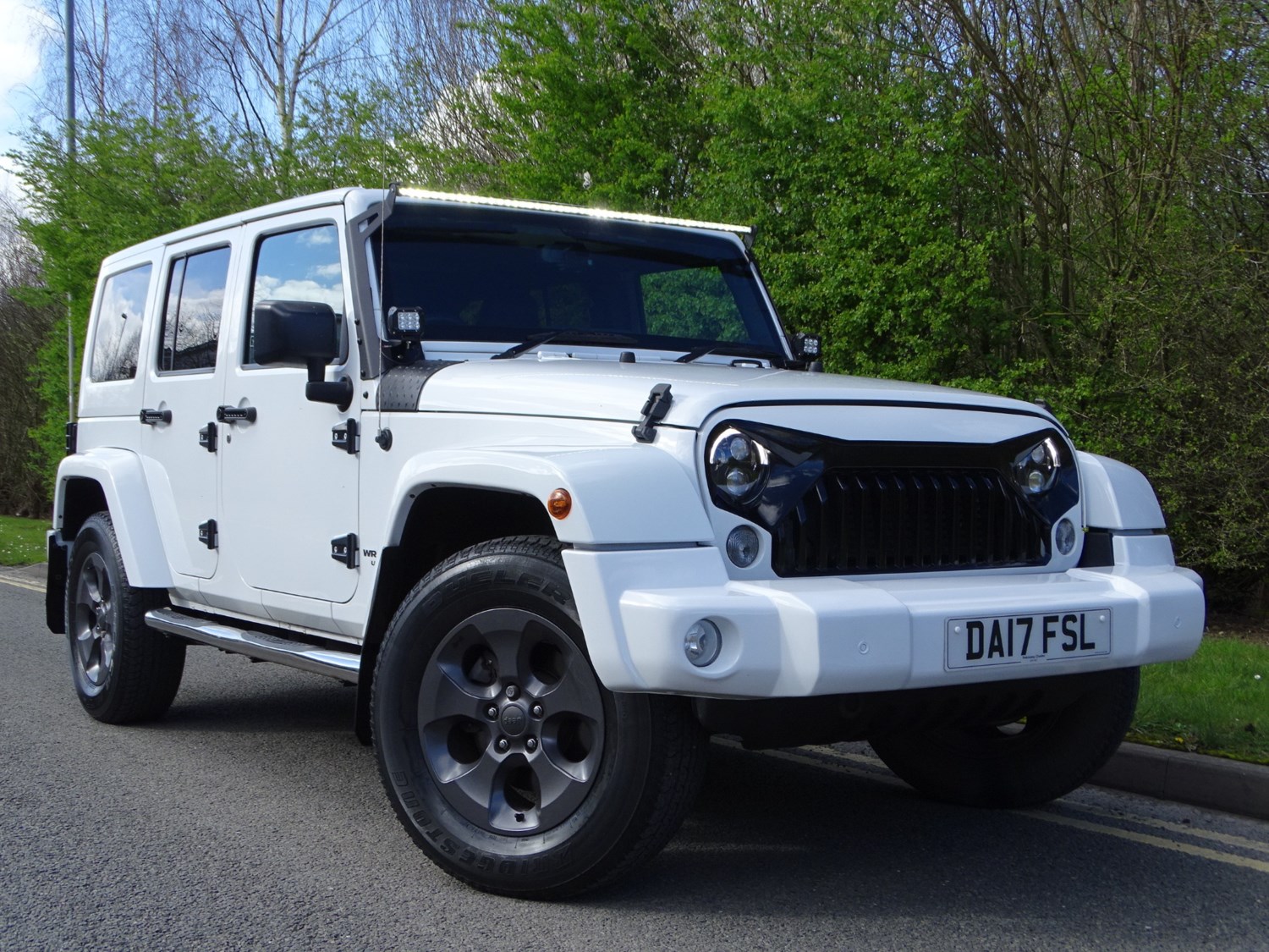 Jeep Wrangler Listing Image