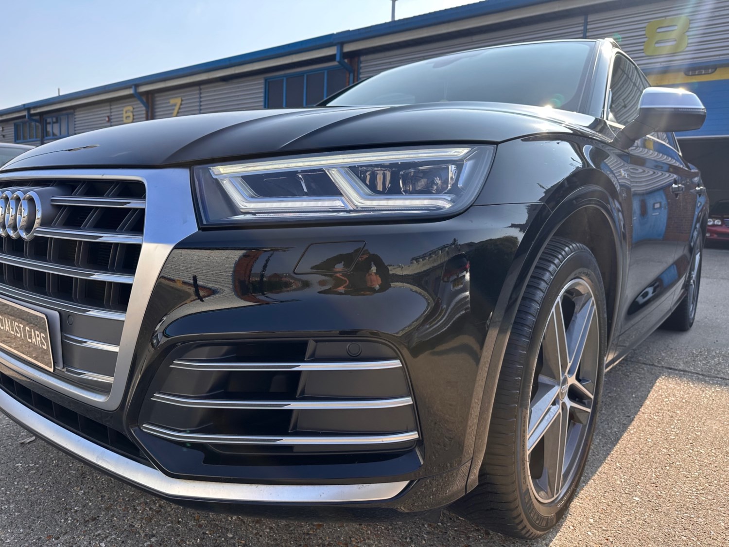 Audi Q5 Listing Image