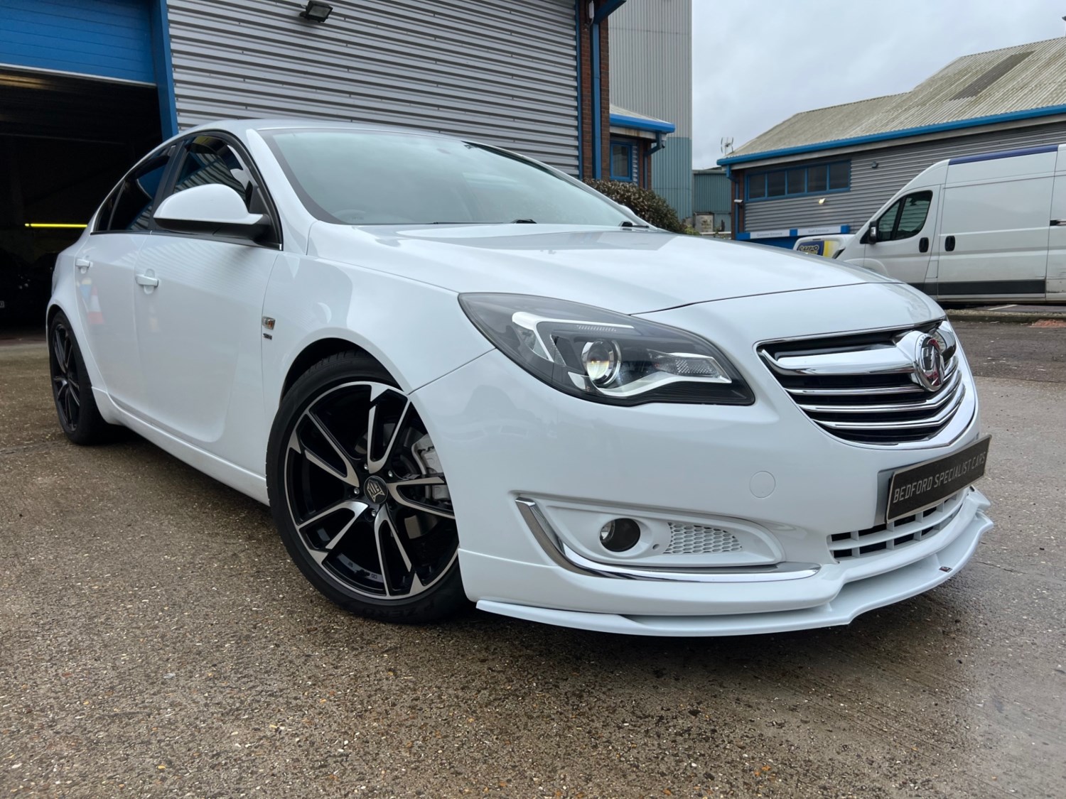 Vauxhall Insignia Listing Image