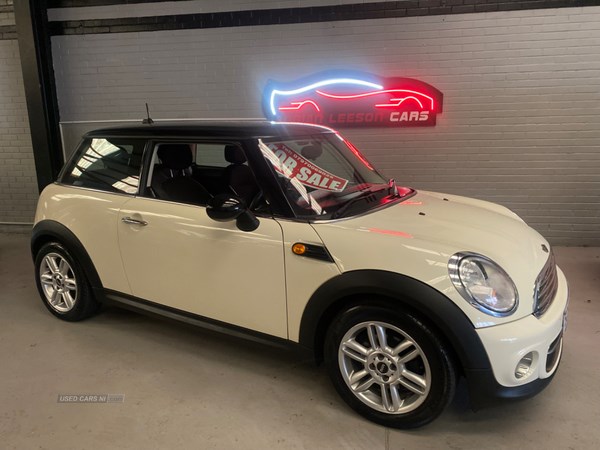 MINI Hatch Listing Image