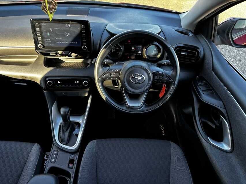 Toyota Yaris Listing Image