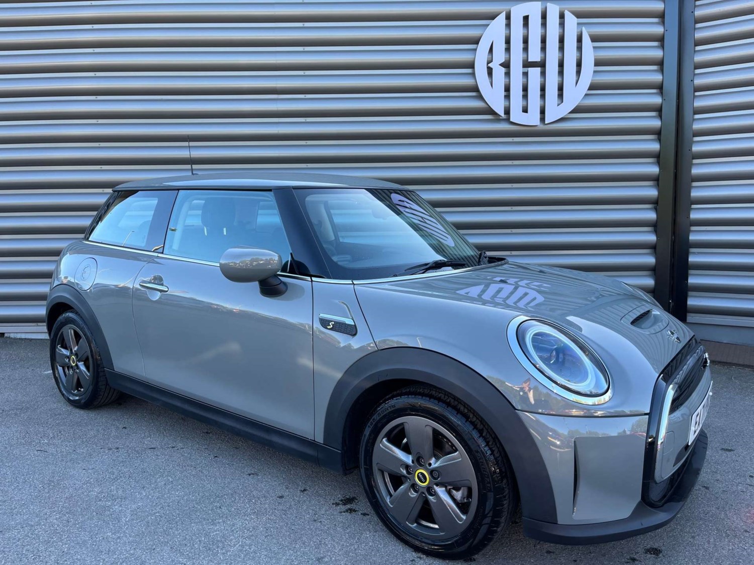 MINI Hatch Listing Image