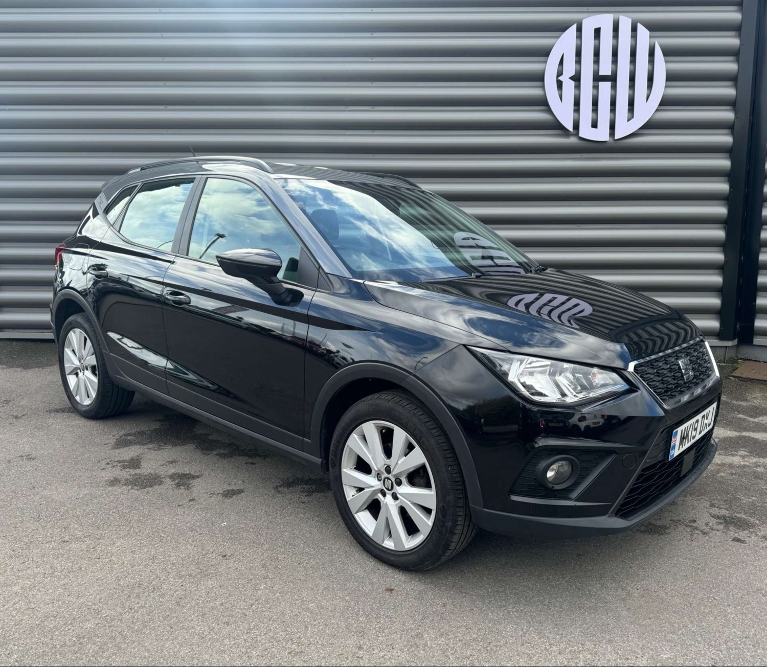 SEAT Arona Listing Image