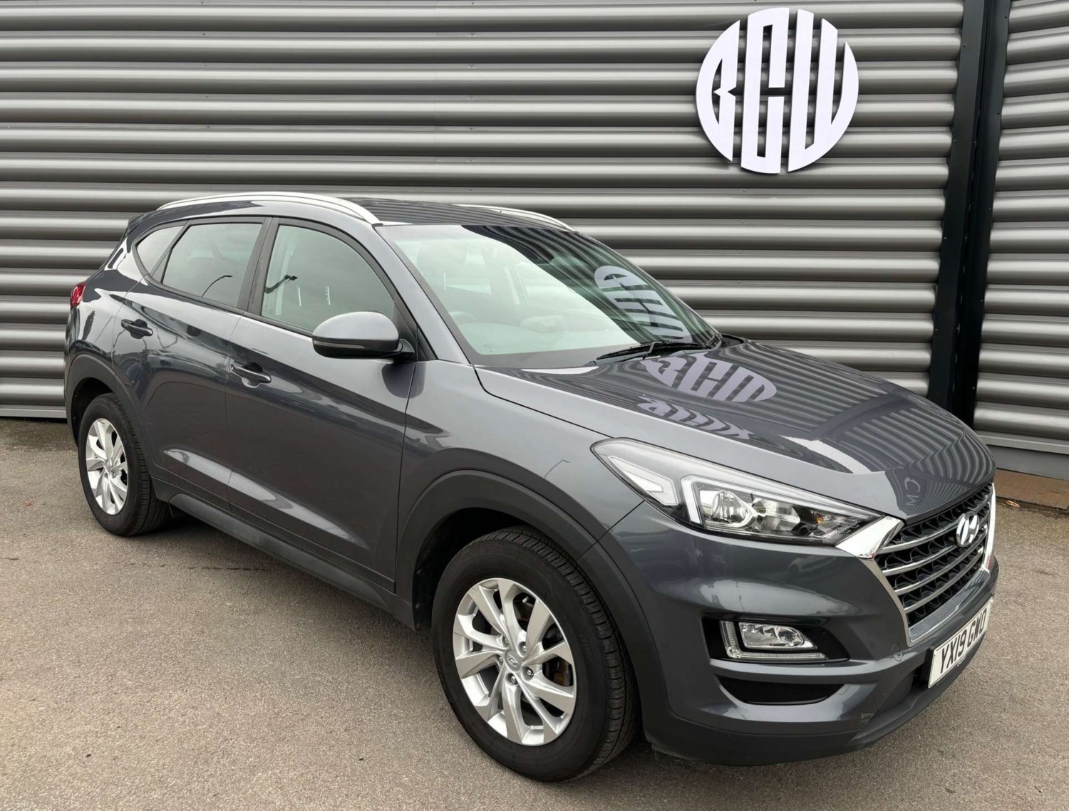 Hyundai TUCSON Listing Image