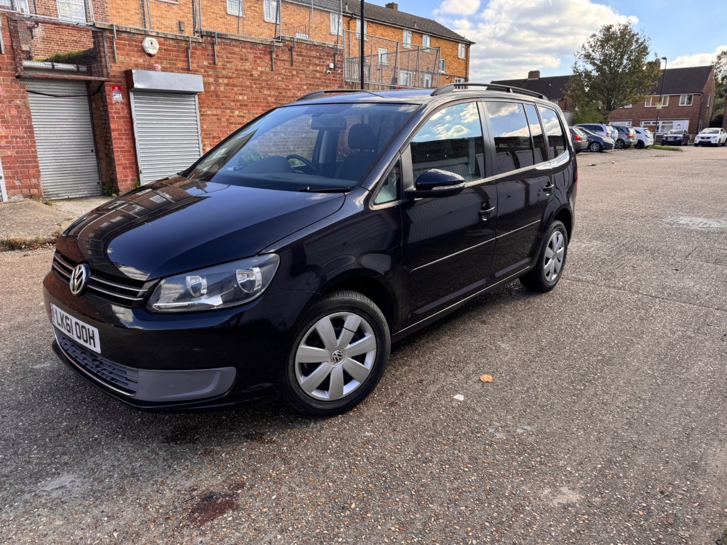 Volkswagen Touran Listing Image